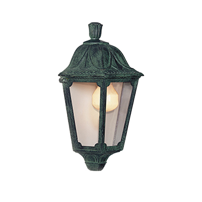 Aplique IESSE 1xE27 IP55 C.22xL.13xAlt.35cm resina verde