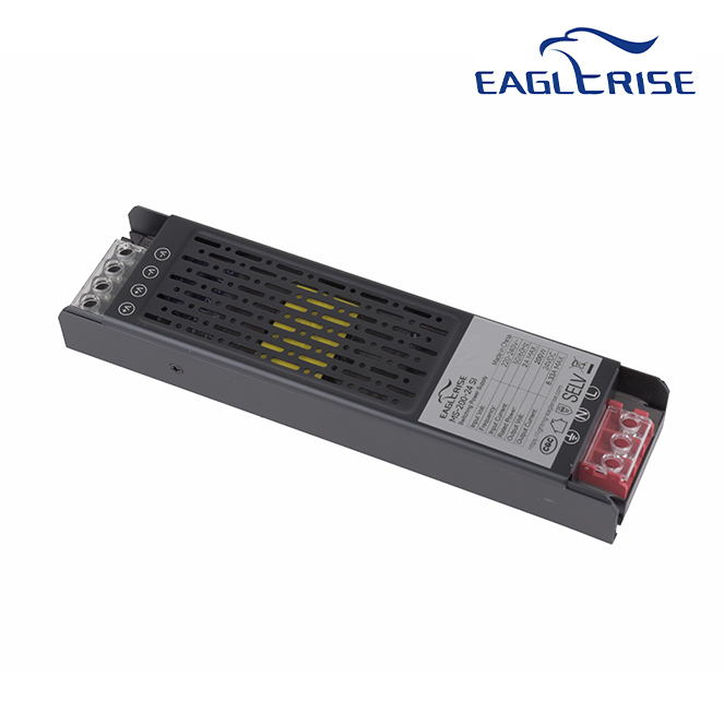 Transformador de tensão constante AC/DC (Driver) 24Vdc 200W 19,8x5,1x2,75cm, em metal